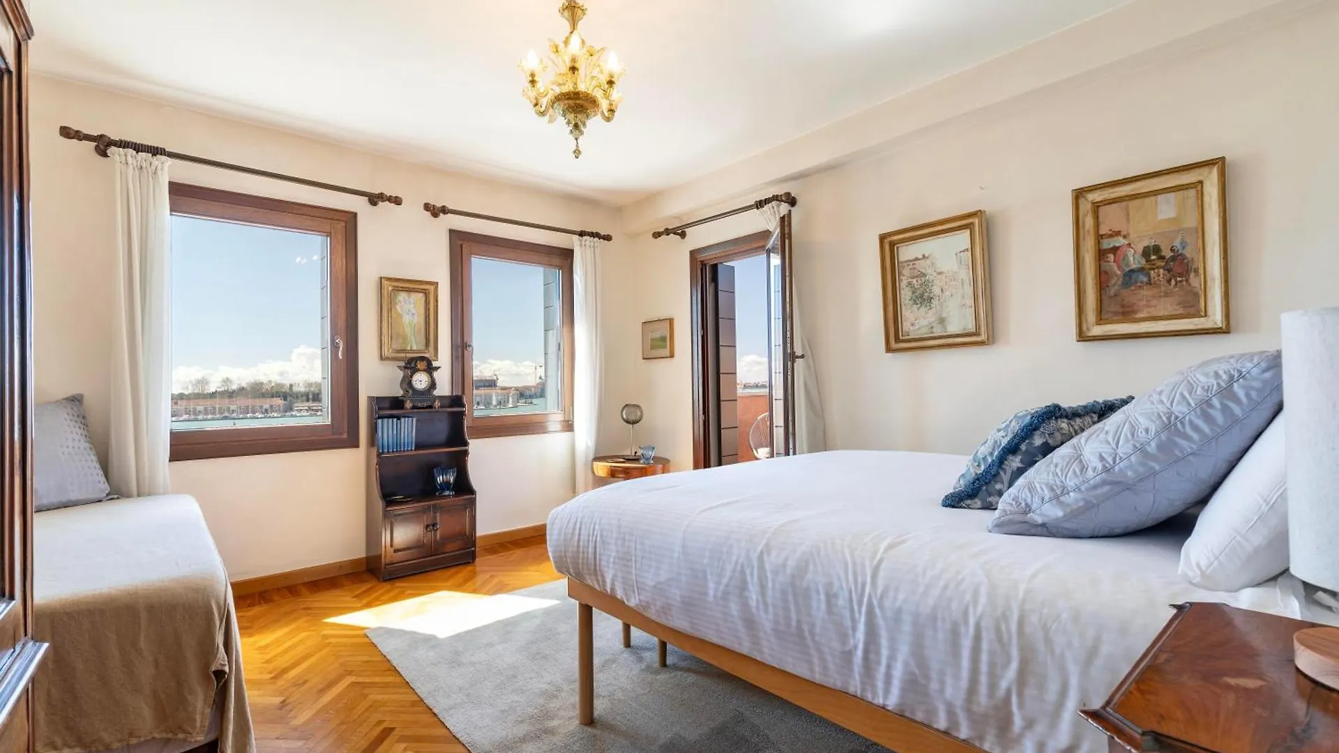 San Giorgio View Apartment With Terrace R&R Venetië