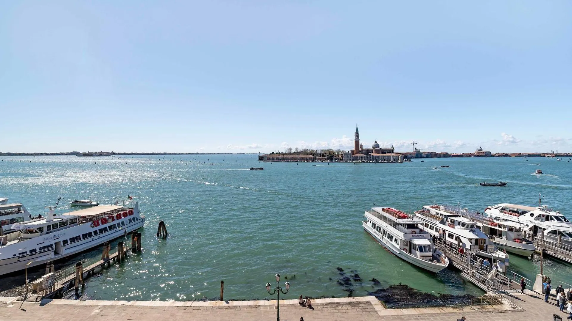 San Giorgio View Apartment With Terrace R&R Venetië