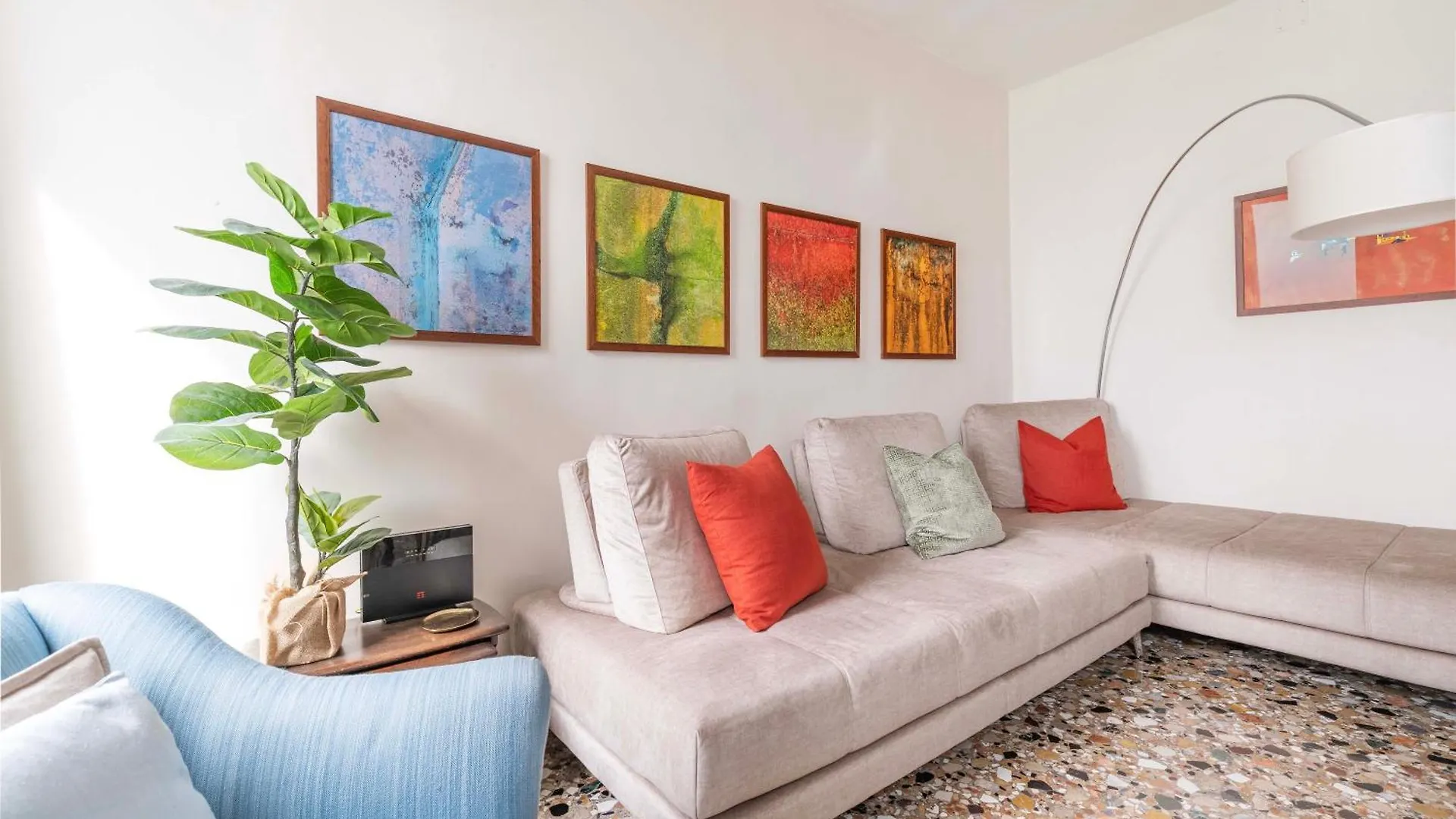 San Giorgio View Apartment With Terrace R&R Venedik